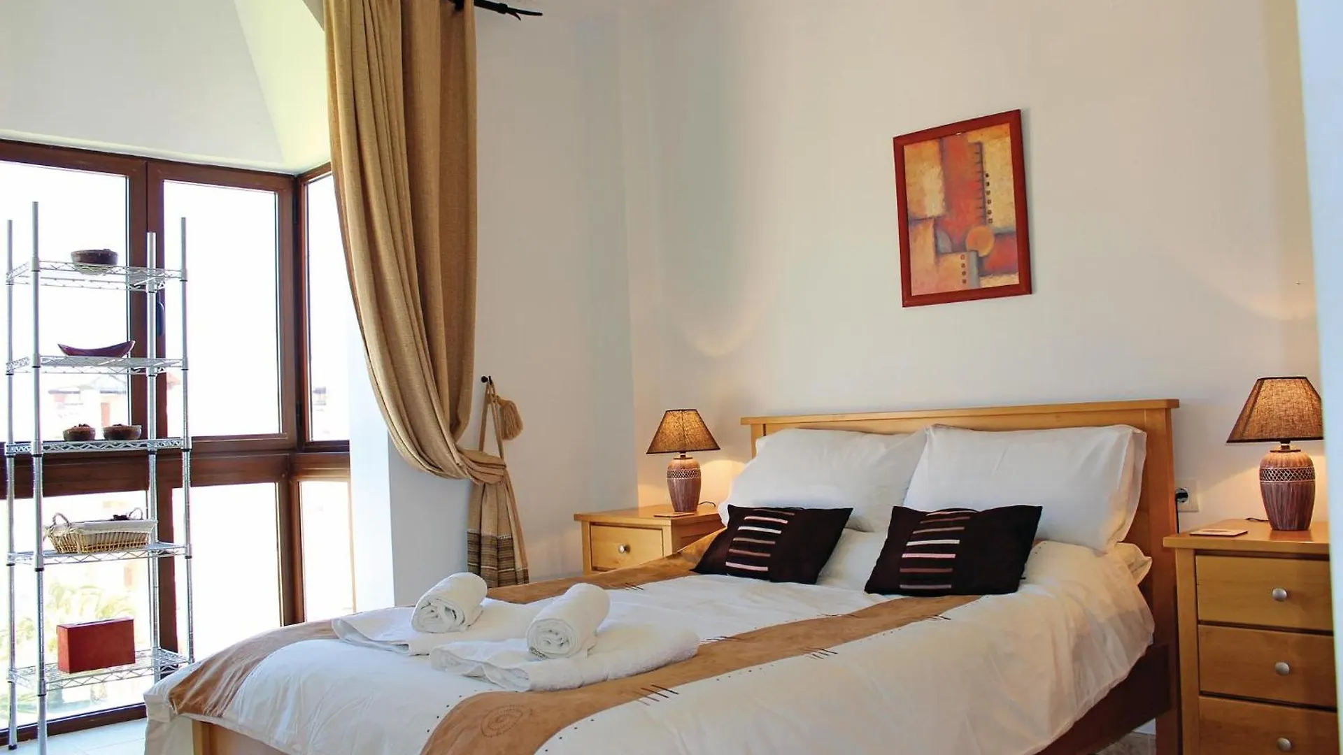 Beautiful Apartment In Casares Costa With Wifi